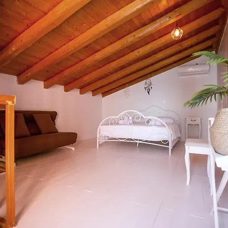 Olea Mare * Mpenitses